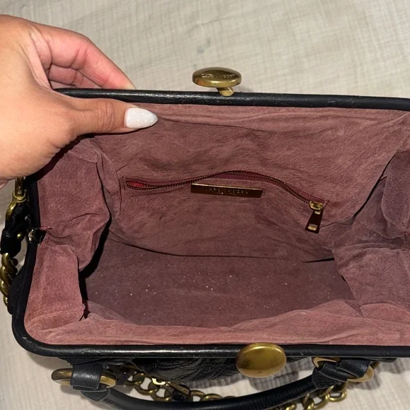 Black Quilted Handbag with Gold Chain MARC JACOBS
